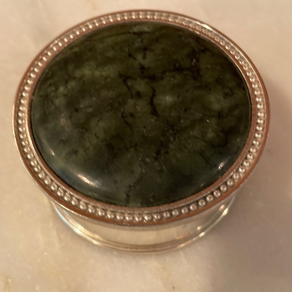 Silvertone Box/Lid w Connemara Marble (Ireland)